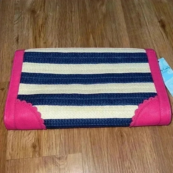 Mud Pie Stripe Straw Scalloped Clutch - Picture 4 of 7